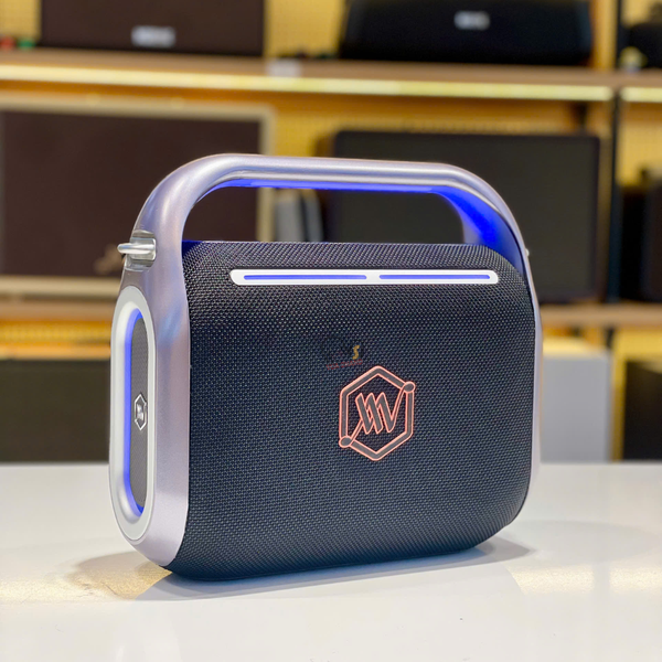 Trên tay nhanh loa karaoke di động Alpha Works SONIK 120 VNE