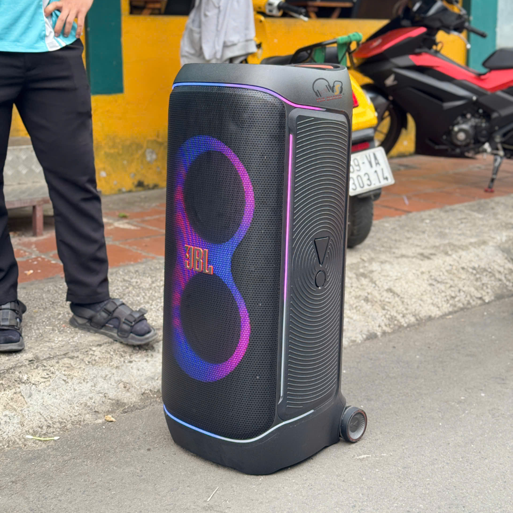 Đỉnh cao loa di động 2026: JBL PartyBox 720 có thực sự vô đối?
