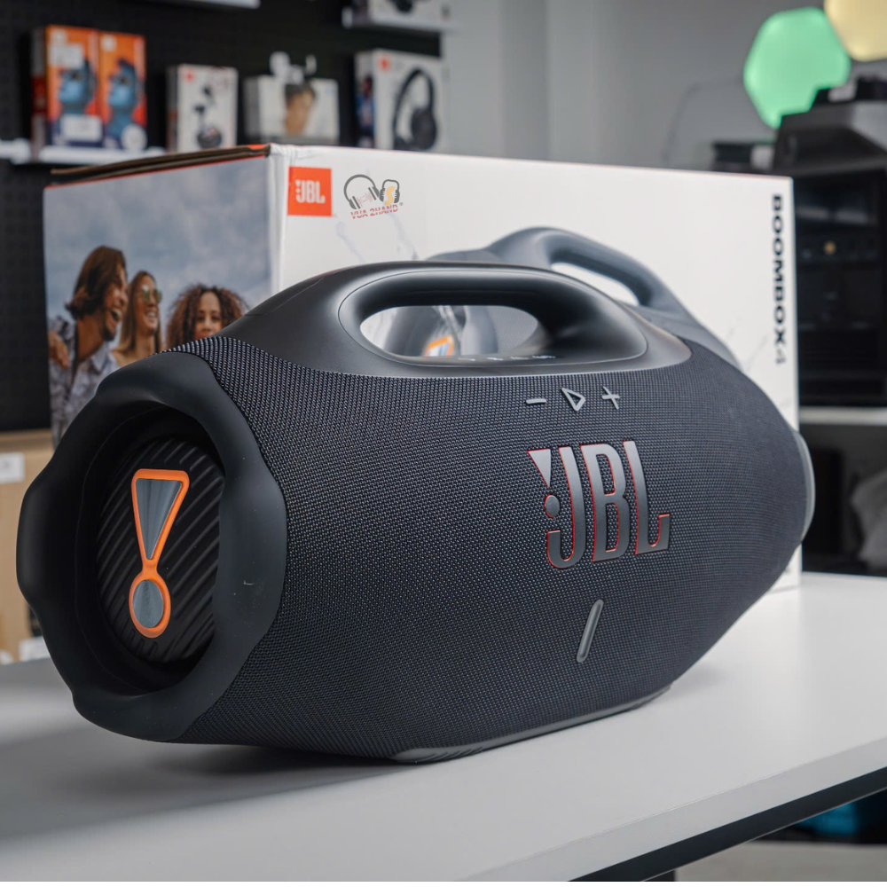 Vì Sao JBL Boombox 4 Là Vua Tiệc Tùng Mới?