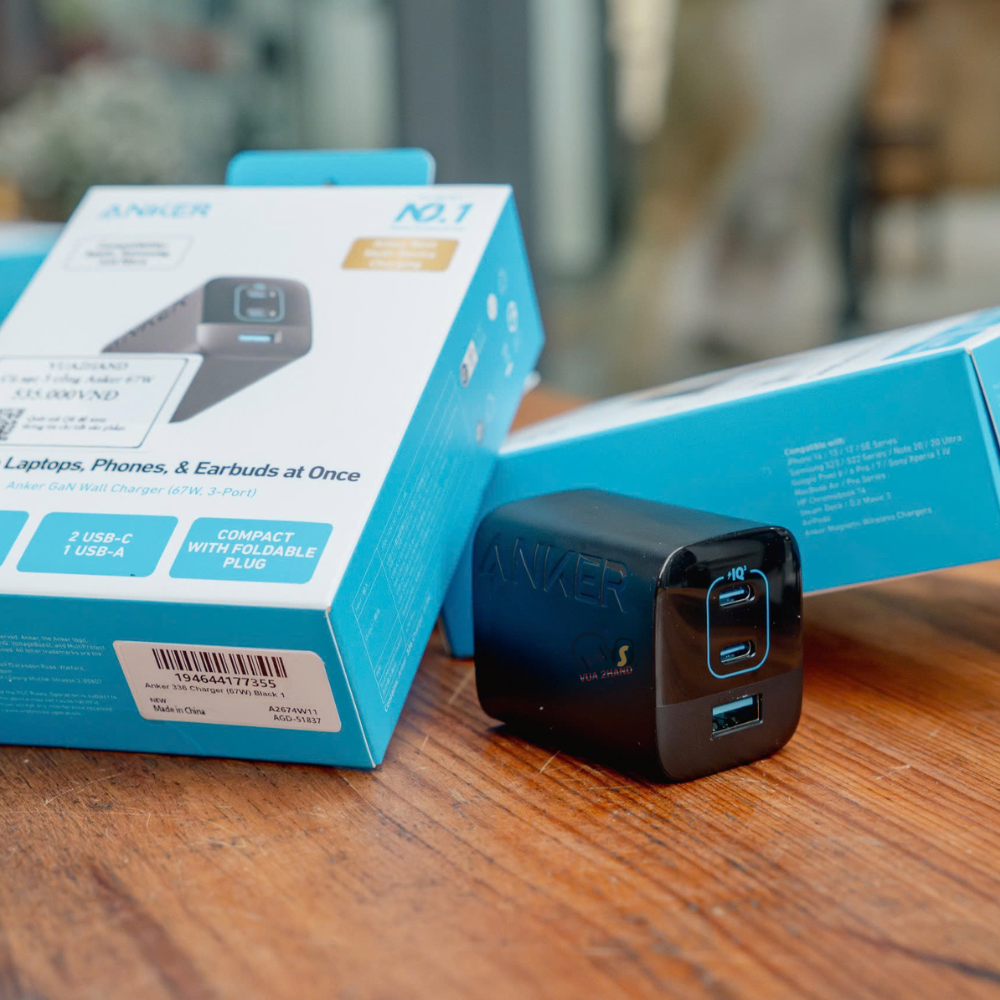 Củ Sạc Nhanh Anker 336 Charger 67W A2674 với 3 cổng 2 USB-C và 1 USB-A