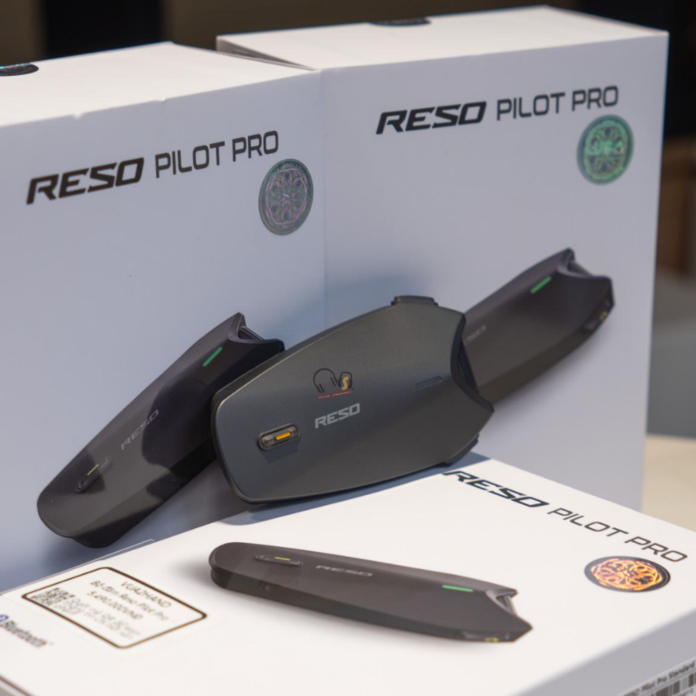 Trên Tay Reso Pilot Pro Bộ Đàm Intercom Cao Cấp Nhất Cho Biker Touring