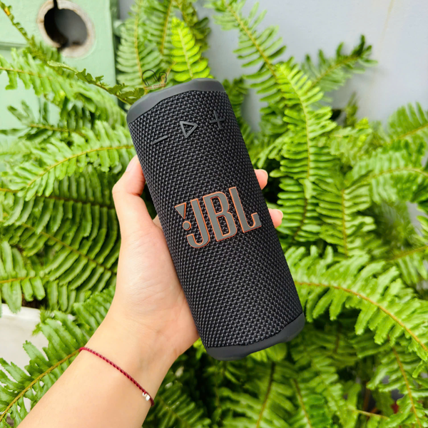 Có nên mua loa JBL Grip ở thời điểm hiện tại?