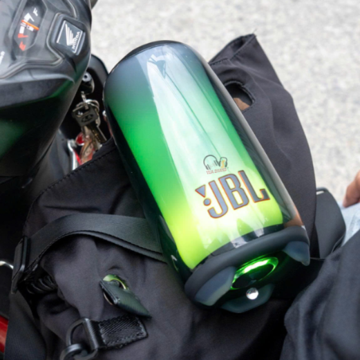 Loa có đèn led JBL Pulse 5: Loa dành cho giới trẻ, sống động và phong cách