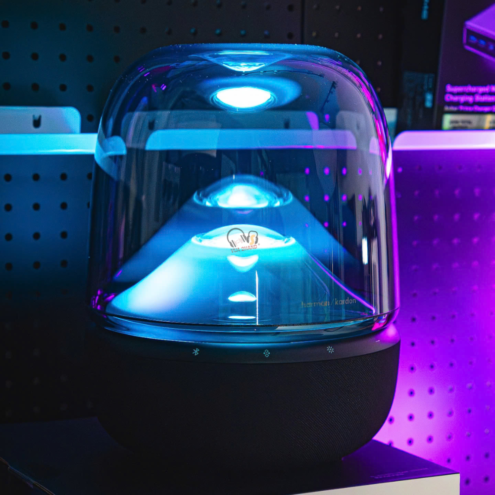 Đánh Giá HK Aura Studio 5: Loa Bluetooth Hay Kiệt Tác Ánh Sáng 360 Độ?