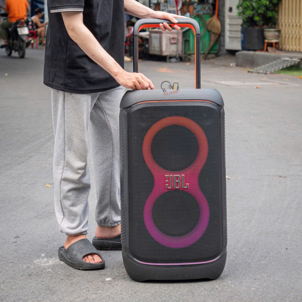 Công nghệ Pin rời trên JBL PartyBox 520 chơi nhạc không giới hạn