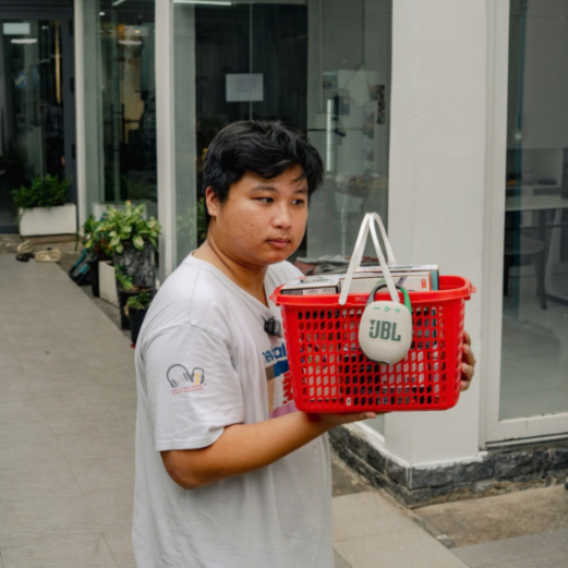 Loa JBL Clip 5 có thể đến nhiều nơi, kết nối với nhiều loa hơn bằng Auracast