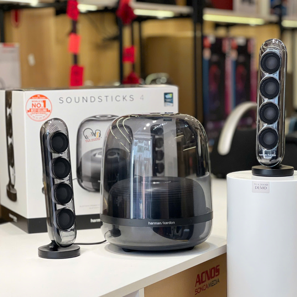 Vẻ đẹp xuyên thấu, âm thanh uy lực sức hút từ SoundSticks 4