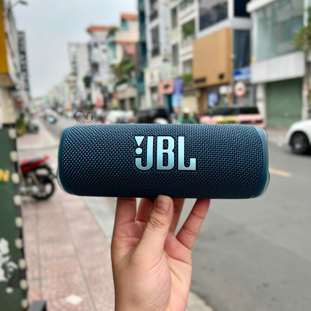 Sở hữu JBL Flip 6 kháng bụi, chống nước, âm bass cực đỉnh
