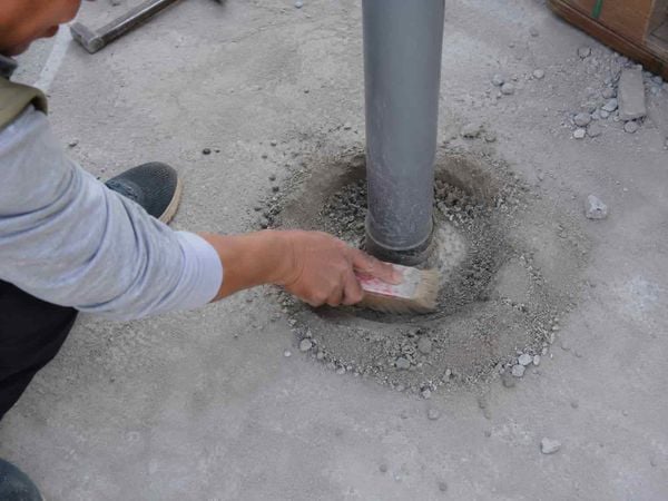 Kiểm tra và vệ sinh cổ ống
