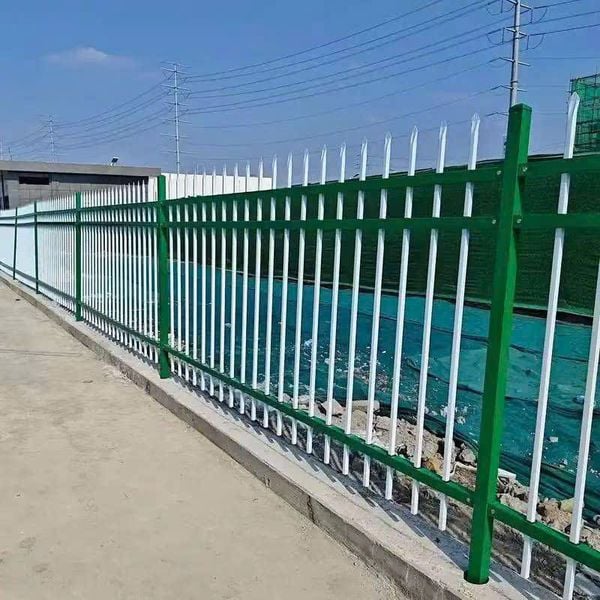 Lưới ngăn nhà xưởng - Lưới thép làm vách ngăn nhà xưởng - Lưới thép làm hàng rào - LH 0931.888.789