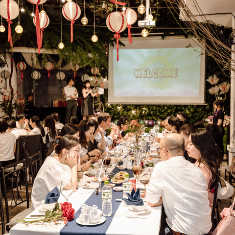 Tại sao doanh nghiệp nên chọn nhà hàng sân vườn cho Year End Party