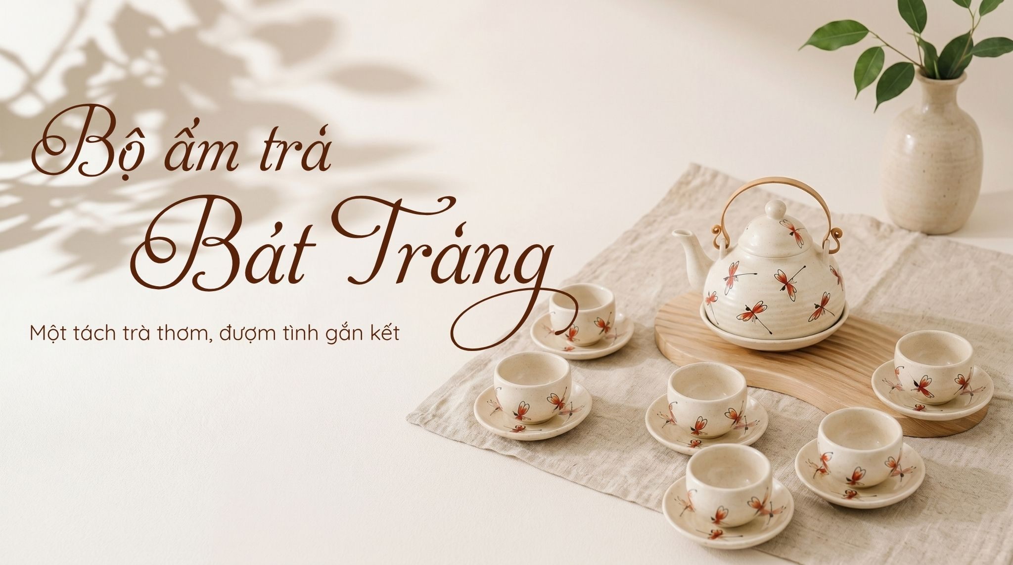 Bộ Trà Vẽ Tay Cao Cấp: Khi Một Ấm Trà Không Chỉ Để Uống