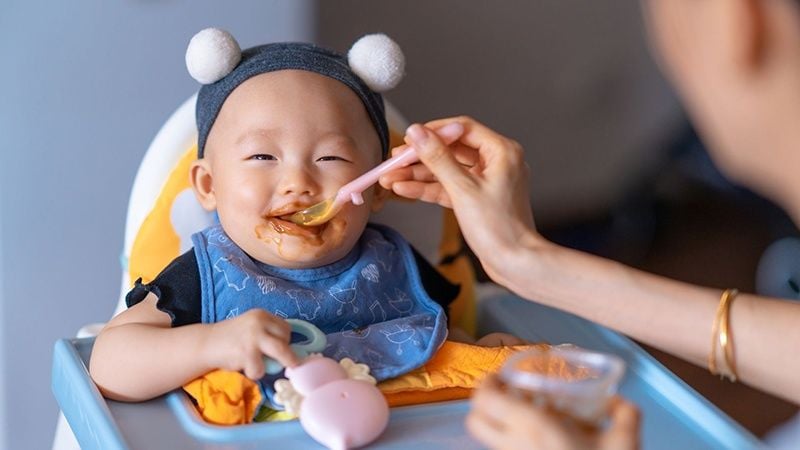 Gợi ý thực đơn ăn dặm cho trẻ từ 6 tháng tuổi đủ dinh dưỡng