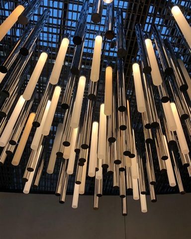 ỐNG MICA ACRYLIC (PMMA) CÓ DẪN ĐIỆN KHÔNG?
