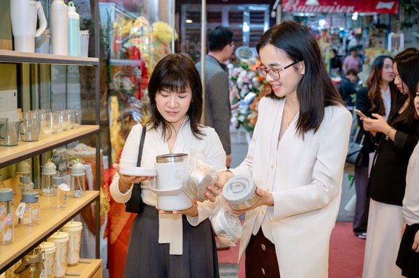INOCHI STUDIO LÀ GÌ? ĐIỀU GÌ KHIẾN MÔ HÌNH BÁN HÀNG TRẢI NGHIỆM NÀY TRỞ NÊN VƯỢT TRỘI?