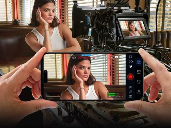 Blackmagic Camera App: Cách Biến iPhone Thành Máy Quay Điện Ảnh Chuyên Nghiệp
