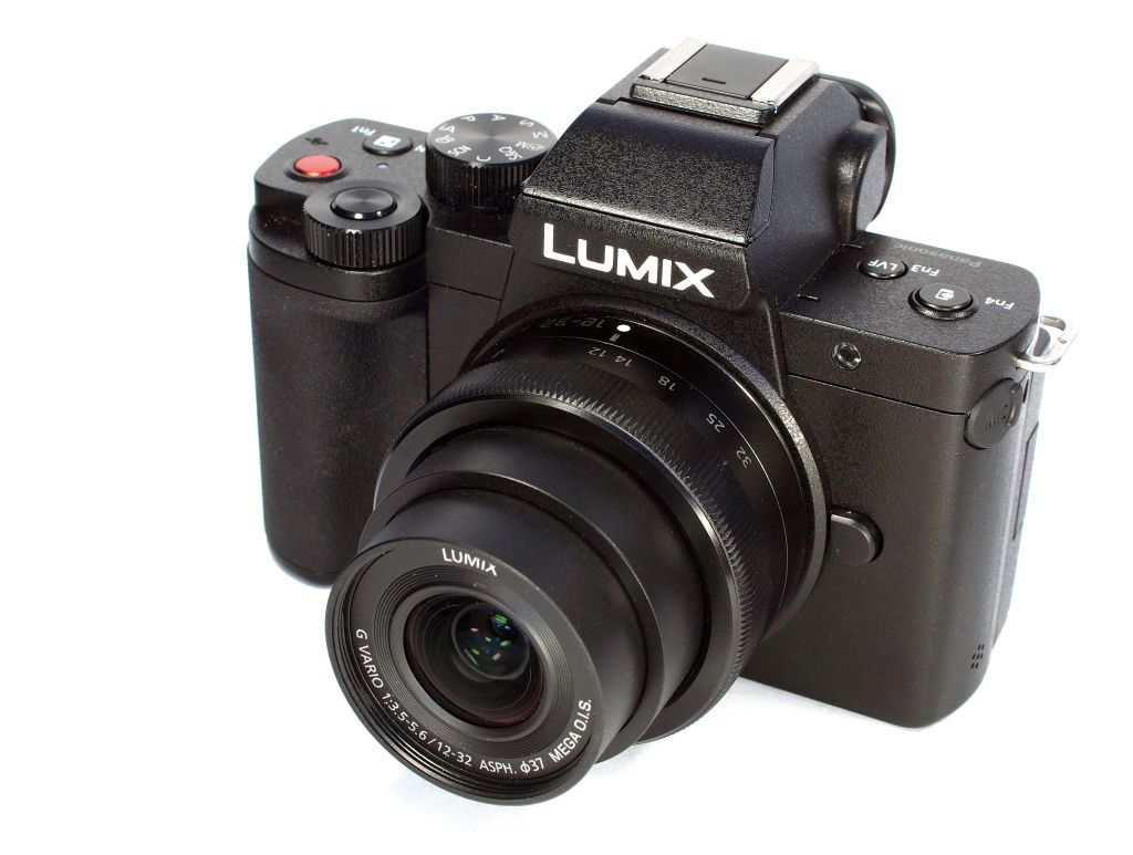 PANASONIC RA MẮT MÁY ẢNH VLOG MỚI CÔNG NGHỆ OZO AUDIO ĐẦU TIÊN THẾ GIỚI: LUMIX G100