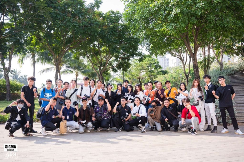 Khởi động Poly Shooting Game cùng FPT Polytechnic