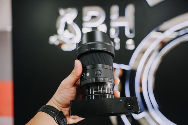 Ống kính 35mm tốt nhất: Kẻ Tám Lạng Người Nửa Cân