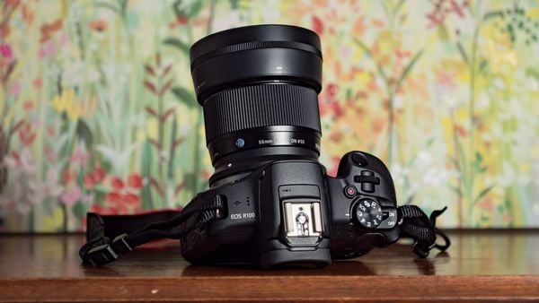 Sigma 56mm F1.4 DC DN Review: Lens Chân Dung Số 1 Cho Máy Ảnh APS-C Sony & Canon