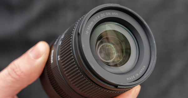 Sigma 18-50mm f2.8 DC DN: Lựa chọn nhỏ gọn số 1 cho máy ảnh APS-C