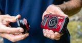 OM SYSTEM Tough TG-7: Máy Ảnh Chống Nước, Chống Va Đập Cho Ai Thường Xuyên Gặp Sự Cố Khi Quay Ngoài Trời?