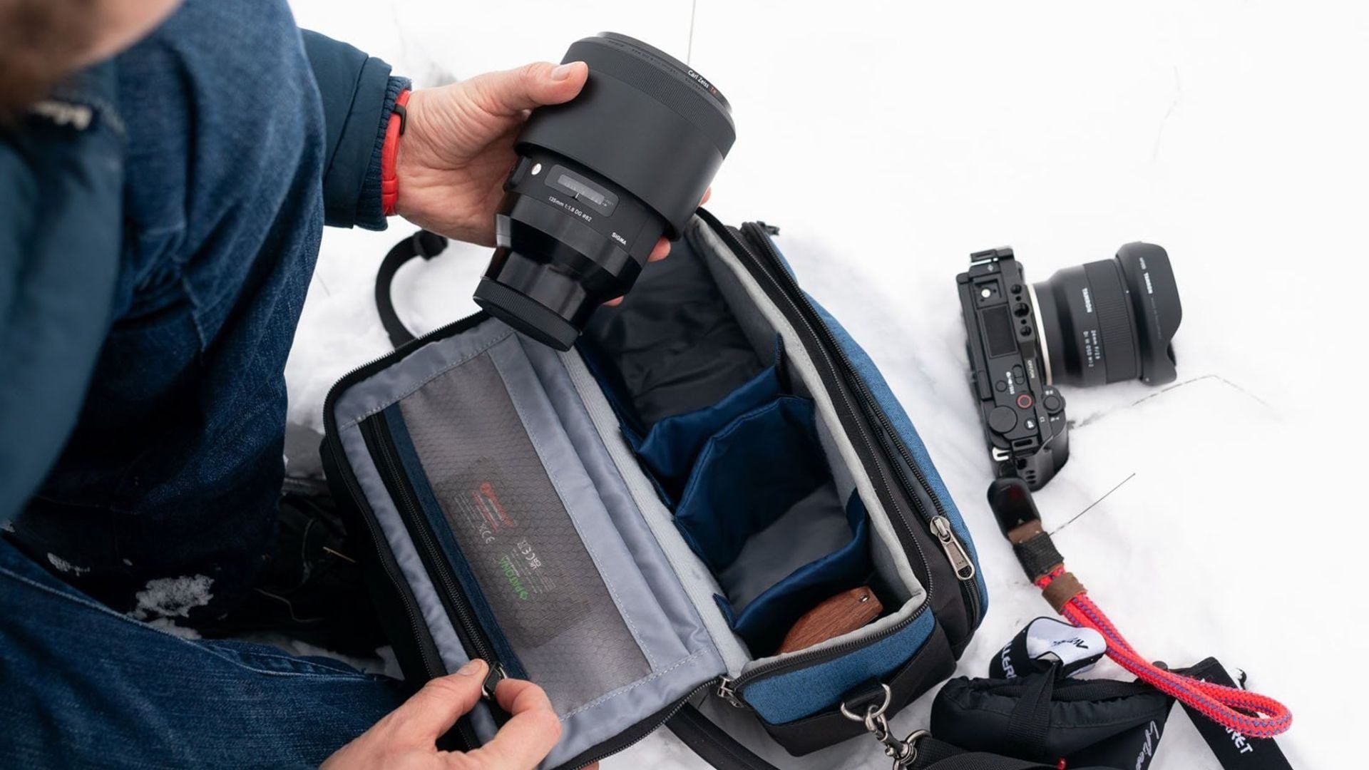 Bộ mirrorless gọn: ưu tiên túi nhỏ và lấy máy nhanh