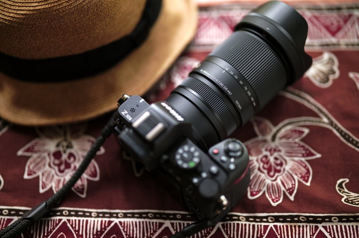 Sigma 16-300mm F3.5-6.7 DC OS Contemporary