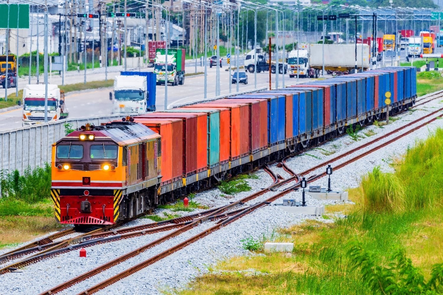 Logistics thương mại điện tử xuyên biên giới: Cơ hội nào để hàng Việt “đi xa mà vẫn gần”?