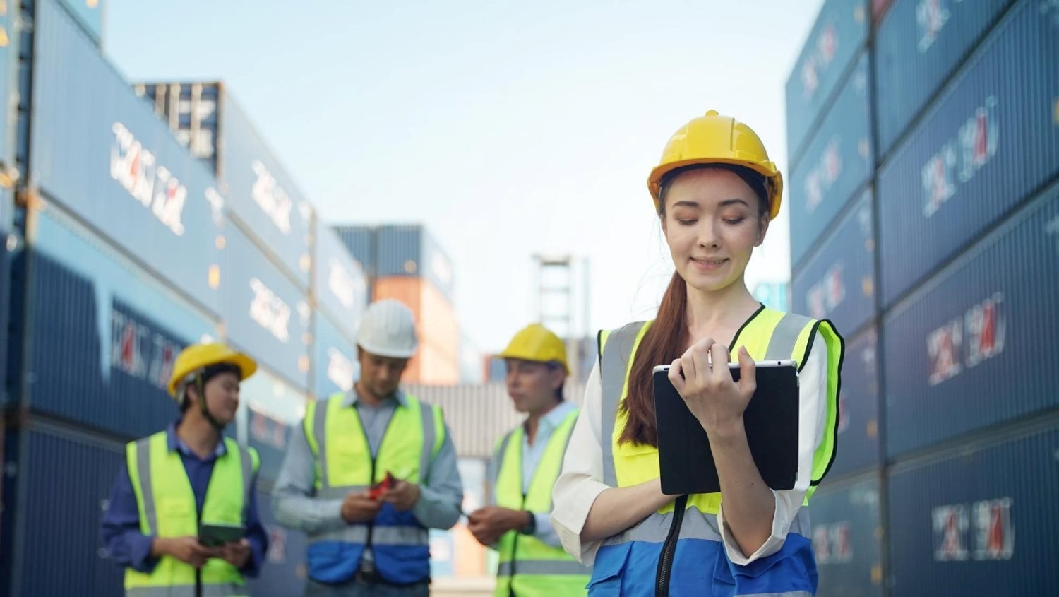 Vietnam’s Logistics Workforce under the “Double Shock” of Digitalisation and Green Logistics