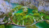 VƯỜN QUỐC GIA HỒ PLITVICE – THIÊN ĐƯỜNG HỒ NƯỚC XANH NGỌC ĐẸP NHƯ CỔ TÍCH GIỮA LÒNG CROATIA