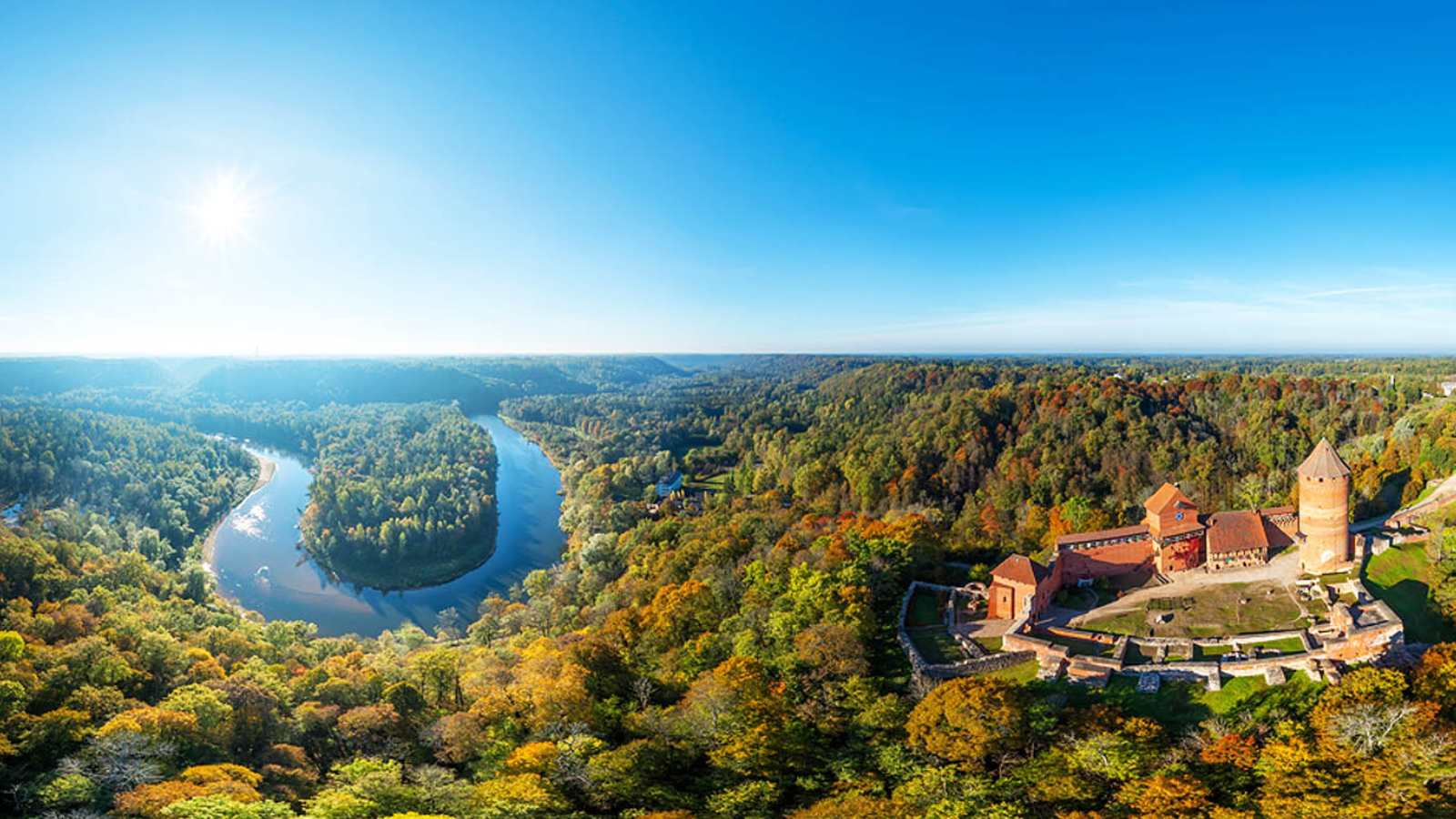 NGÀY 3:  TALLINN – PARNU – SIGULDA - RIGA (LATVIA)