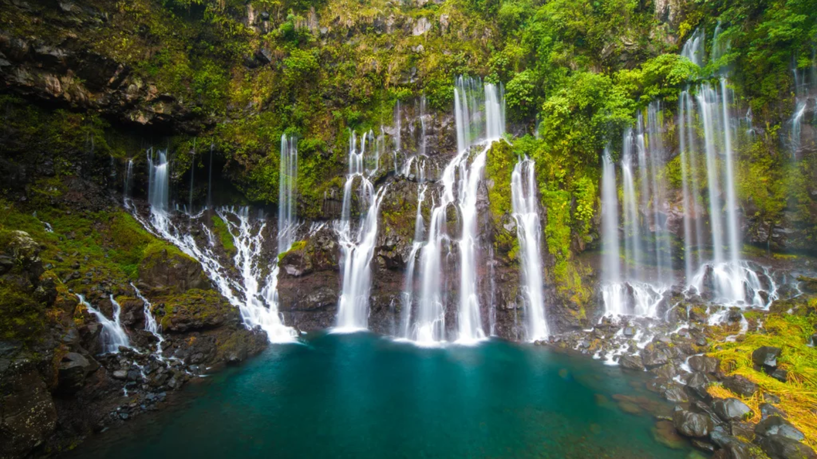 NGÀY 6: REUNION - HELLBOURG - REUNION (Ăn 3 bữa)