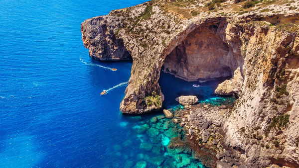 NGÀY 11: NAPLES – CAPRI ISLAND – AMALFI COAST – SORRENTO  (Ăn sáng, trưa, tối)