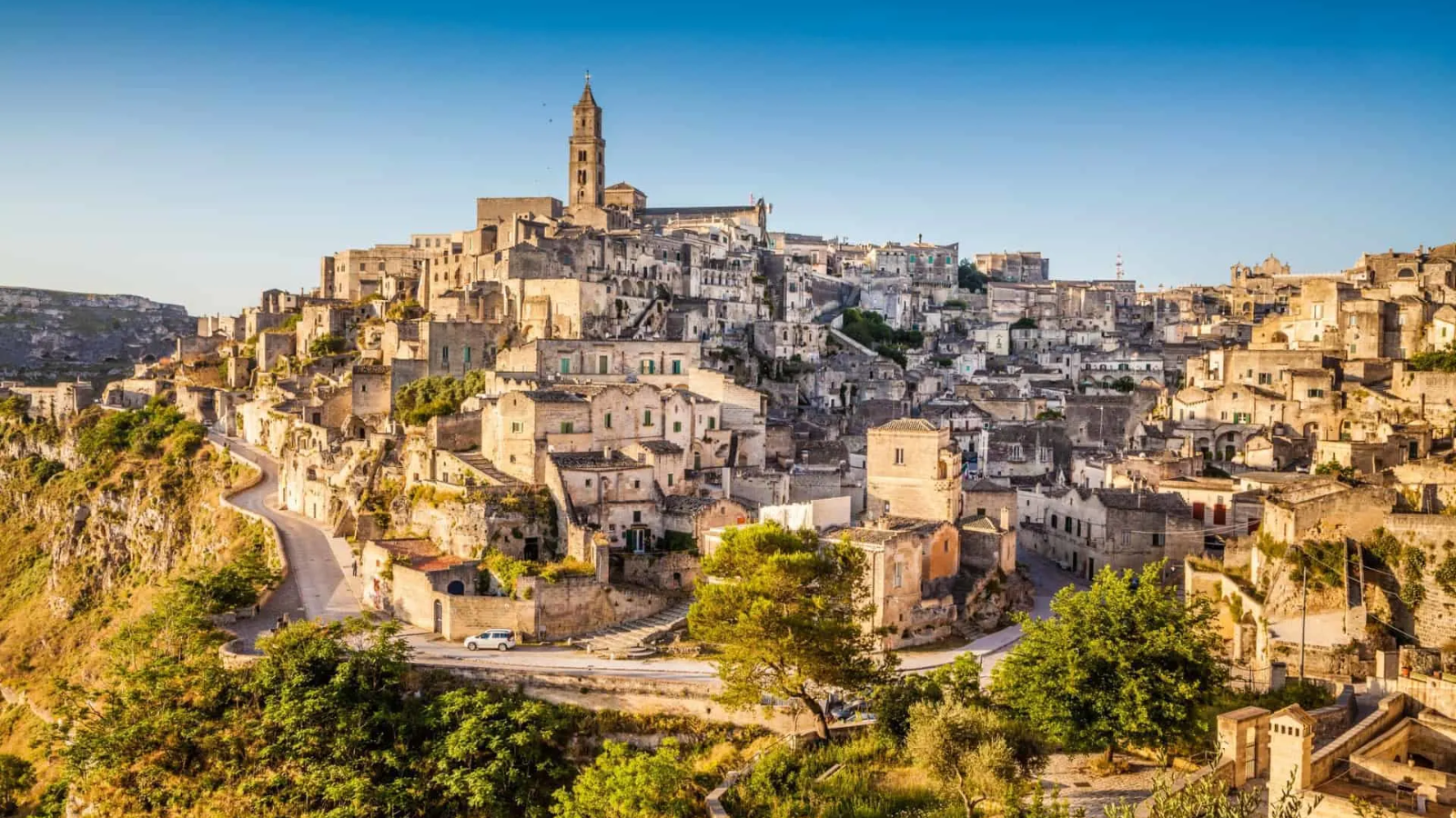NGÀY 12: SORRENTO – MATERA – ALBEROBELLO   (Ăn sáng, trưa, tối)