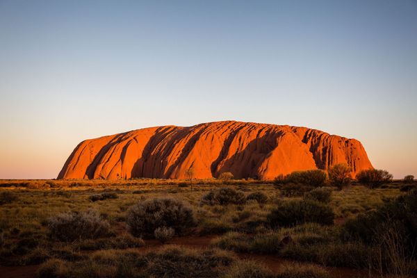 NGÀY 11: LAUNCESTON – ULURU   (Ăn sáng, trưa, tối)