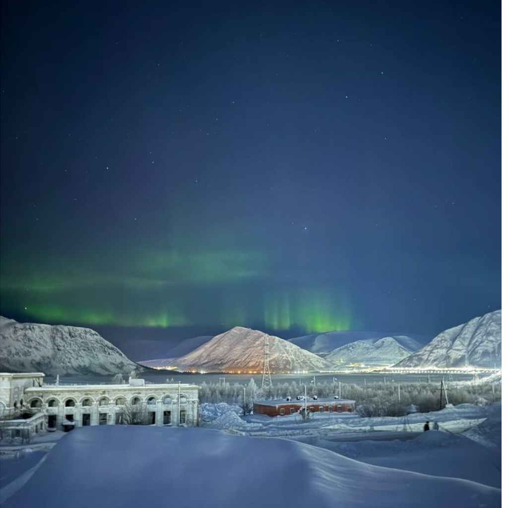 NGÀY 5: MURMANSK- TRANG TRẠI CHÓ HUSKY-KIROVSK – MURMANSK (Ăn sáng/trưa/tối)