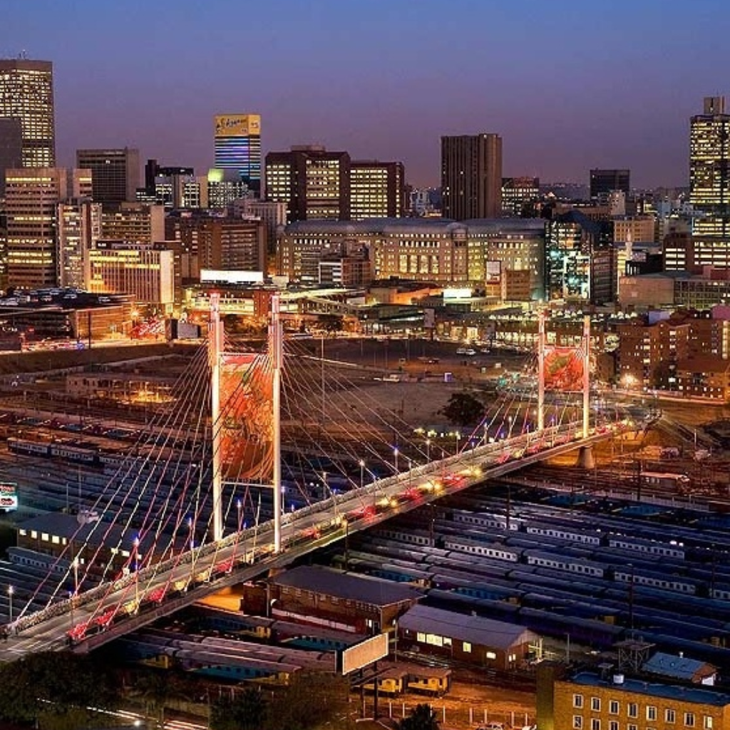 NGÀY 4:  KHỞI HÀNH CÙNG ROVOS RAIL