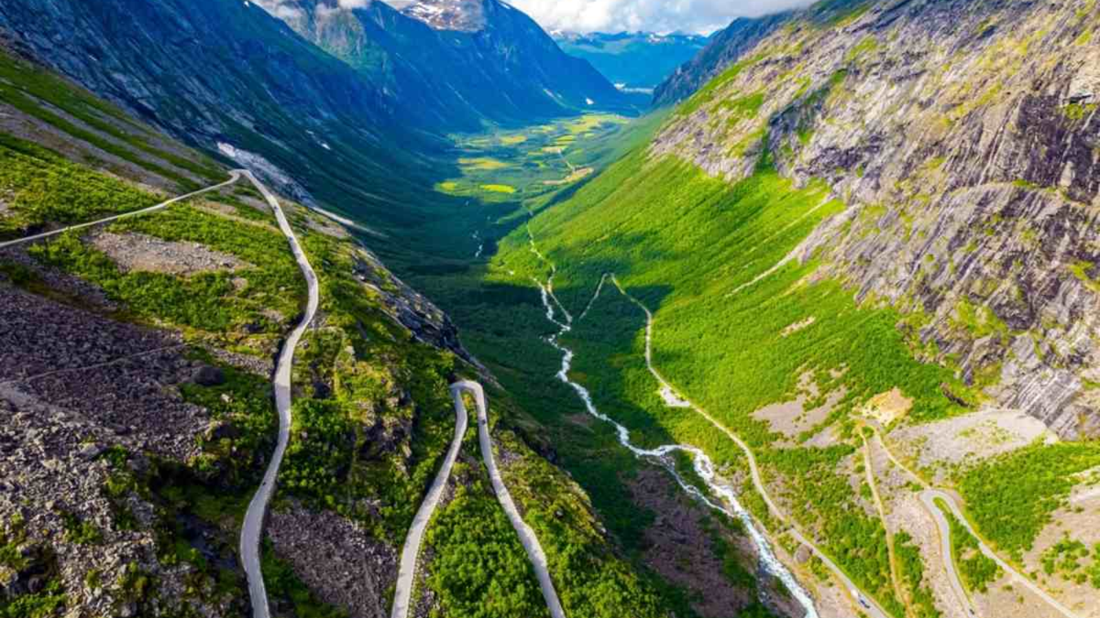 NGÀY 4: DU NGOẠN VỊNH LYSEFJORD – PULPIT ROCK HUYỀN THOẠI       (ăn sáng, trưa, tối)