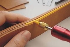 The Ultimate Guide About Leather Bag Oil Edge