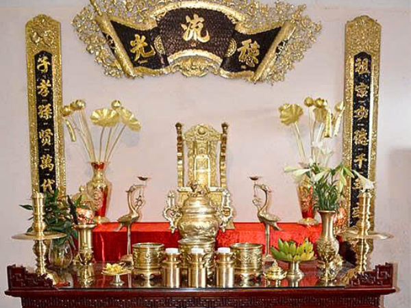 5 Nguyên Tắc Quan Trọng Khi Đặt Bàn Thờ Tại Căn Hộ Chung Cư Không Phải Ai Cũng Biết