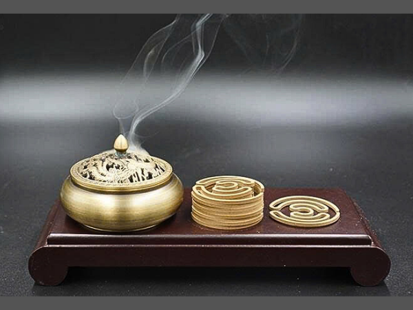 Xông trầm hương – Công dụng và ý nghĩa trong đời sống