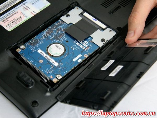 Cách nâng cấp ổ cứng SSD cho Laptop HP chi tiết nhất