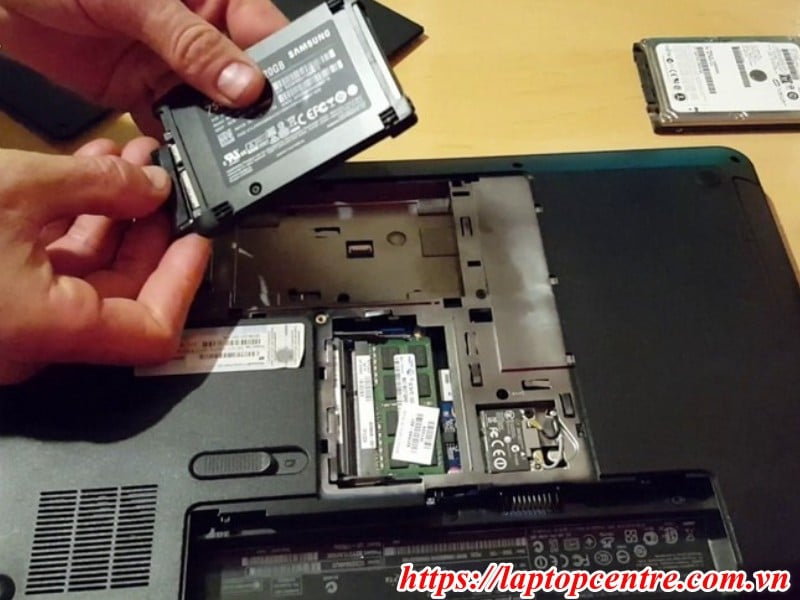 Bảng giá nâng cấp ổ cứng SSD Laptop Lenovo chính hãng 10/2025