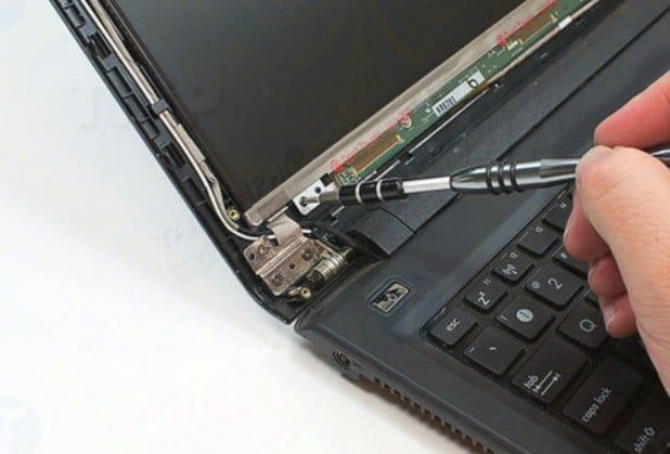 Thay màn hình laptop điện tử