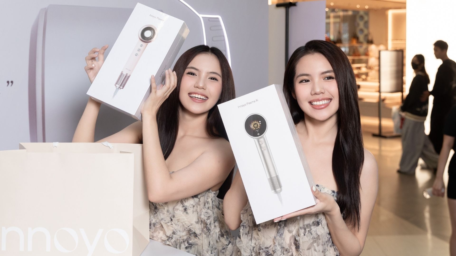 Máy Sấy Tóc Chính Hãng: Top Lựa Chọn Đáng Mua Nhất Hiện Nay