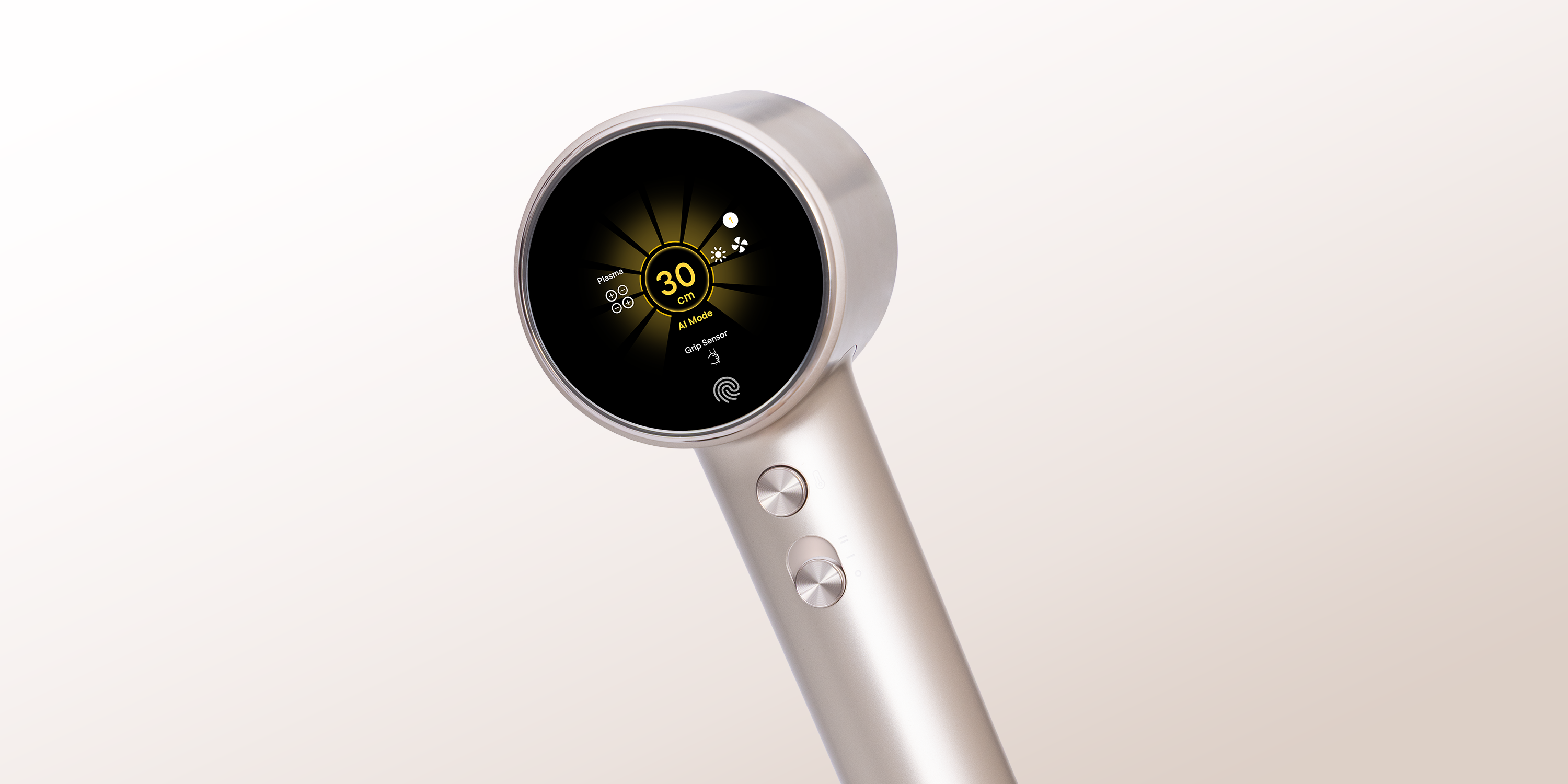 Titan với lớp phủ ánh kim