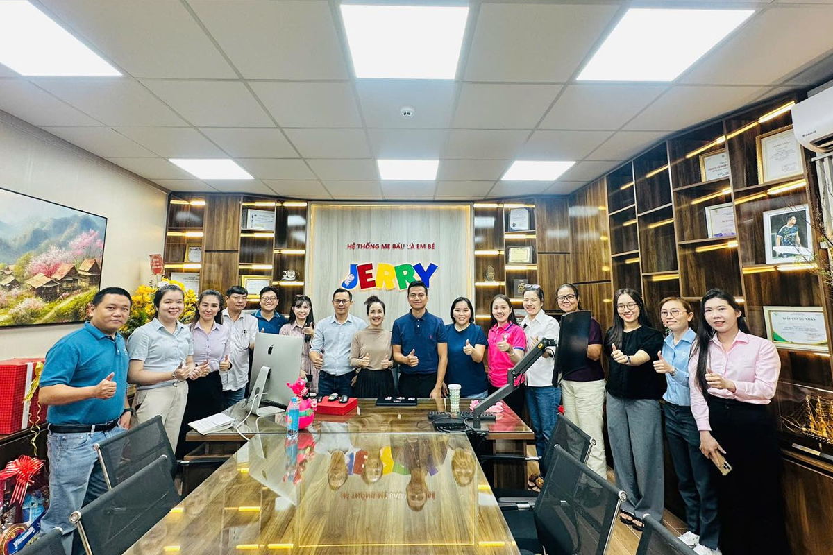 ✨ MẸ & BÉ JERRY × ABBOTT ✨ 🤝 Đồng hành chiến lược 2026 – Chung một tầm nhìn, vươn xa cùng giá trị bền vững.