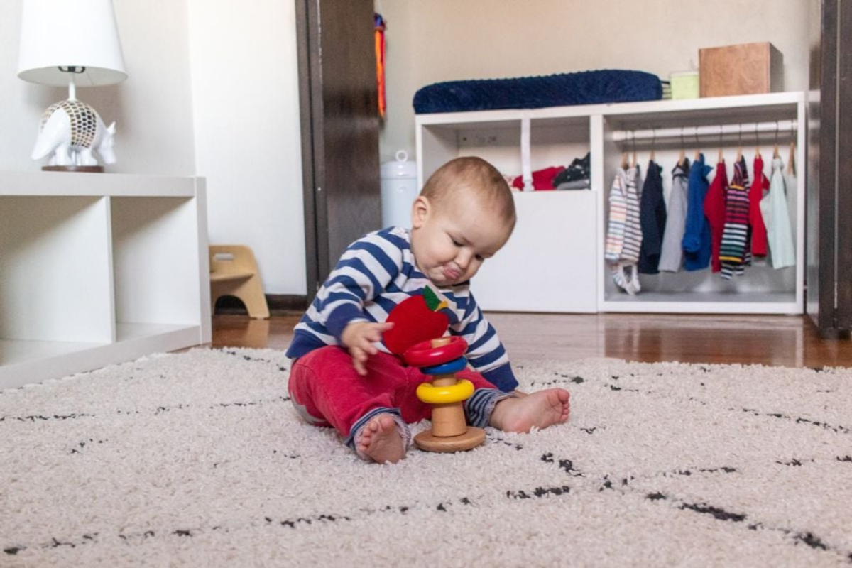 Trẻ Mấy Tháng Biết Ngồi? Cách Giúp Bé Ngồi Cứng Cáp Hơn