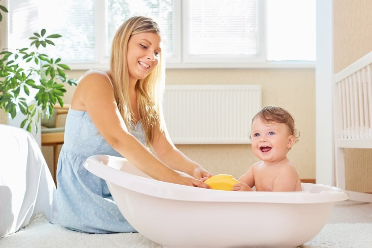 Nên Tắm Trẻ Sơ Sinh Hằng Ngày Không? Cách Tắm Đúng Nhất
